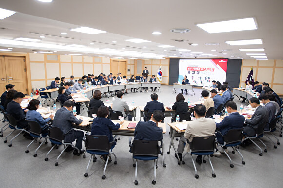 구미시 인구정책 보고회가 30일 김장호시장 주재하에 열리고 있다. [사진=구미시]