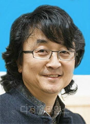 김주대 시인. <디지털타임스 DB>