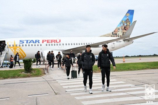 한국 U-20 축구대표팀이 현지시간으로 30일 아르헨티나의 산티아고 델 에스테로에 도착했다. 대한축구협회 제공