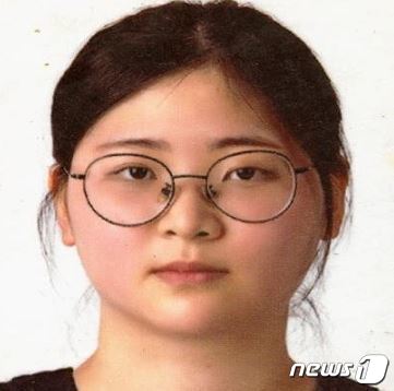 부산경찰청은 1일 신상정보 공개심의위원회를 열고 '부산 또래 살인' 사건의 피의자의 신상을 공개했다. 피의자 이름은 정유정, 나이는 1999년생으로 23세다. (부산경찰청 제공) ⓒ News1 노경민 기자