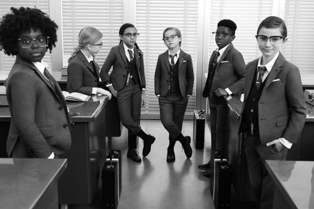 해외의 한 아동용 의류업체 광고 사진.