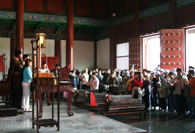 카이펑 개봉부의 의사청에 작두 3개가 놓여 있다. ⓒ최종명