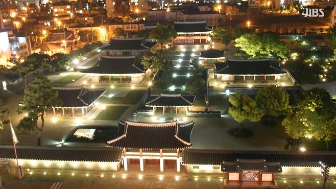 제주목 관아 야경