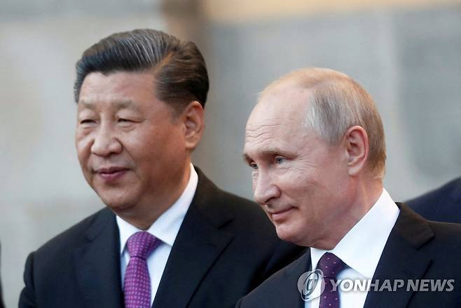 시진핑 중국 국가주석(왼쪽), 블라디미르 푸틴 러시아 대통령 [로이터 연합뉴스]