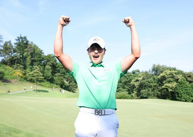 이재경 13번홀 우승 환호