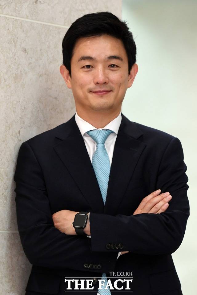 여 전 부사장은 민주당으로 돌아온 이유에 대해 "민주당에도 여선웅 같은 중도개혁적인 목소리가 민주당에 있어야 할 것"이라고 밝혔다. /남용희 기자