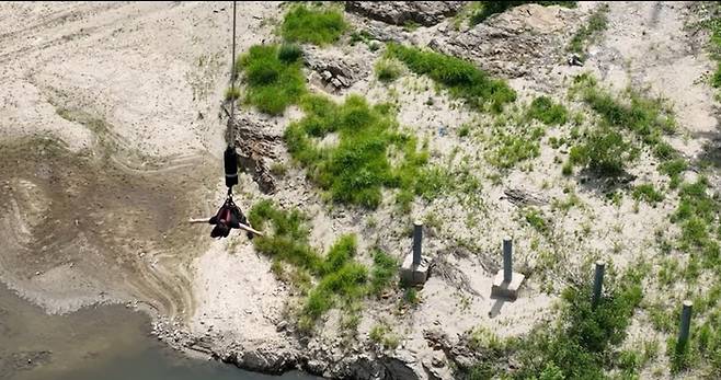 번지점프에 성공한 모습. 사진제공|트래블팀