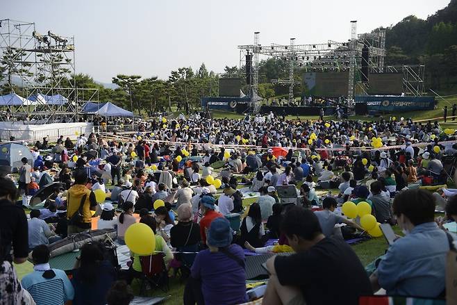 ▲ 세계에서 유일하게 골프장에서 열리는 무료 자선 콘서트 '서원밸리 그린 콘서트'가 3일 파주 밤하늘을 밝혔다. ⓒ 서원밸리 골프클럽