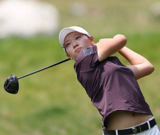 방신실은 300야드를 쉽게 보낼 수 있는 '장타의 여왕'이다.