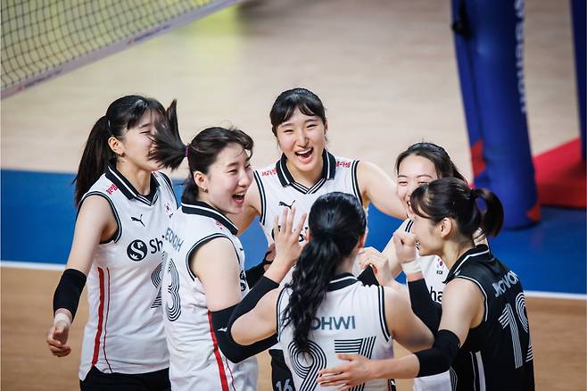 VNL에 출전한 한국 여자배구 대표팀. /FIVB