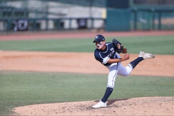 서울고 시절에도 김서현은 경기 중에 투구폼이 변하는 모습이 자주 나왔다. (사진 = 연합뉴스)
