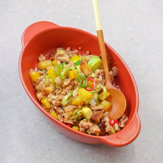 비타민 C와 베타카로틴이 풍부한 파프리카로 영양을 더한 파프리카 돼지고기볶음. 사진 쿠킹