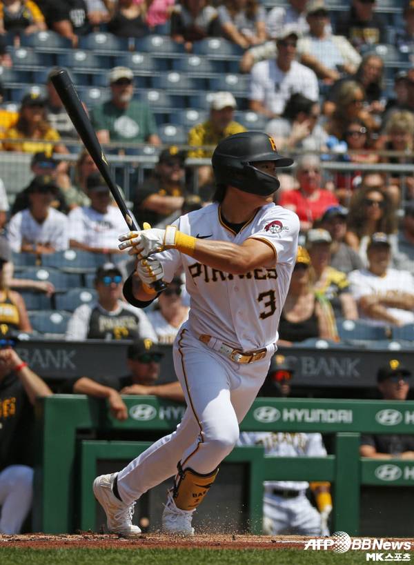 배지환은 1회 2타점 적시타를 때렸다. 사진(美 피츠버그)=ⓒAFPBBNews = News1
