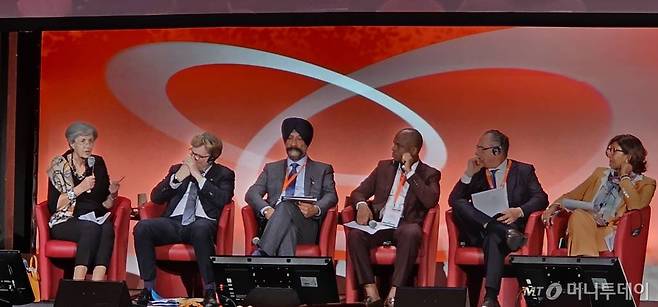 제90차 세계동물보건기구 WOAH 총회가 지난 달 21~25일 프랑스 파리에서 각국 대표 수의사(CVO) 등 전문가 1000여명이 참석한 가운데 열렸다. /사진=정혁수