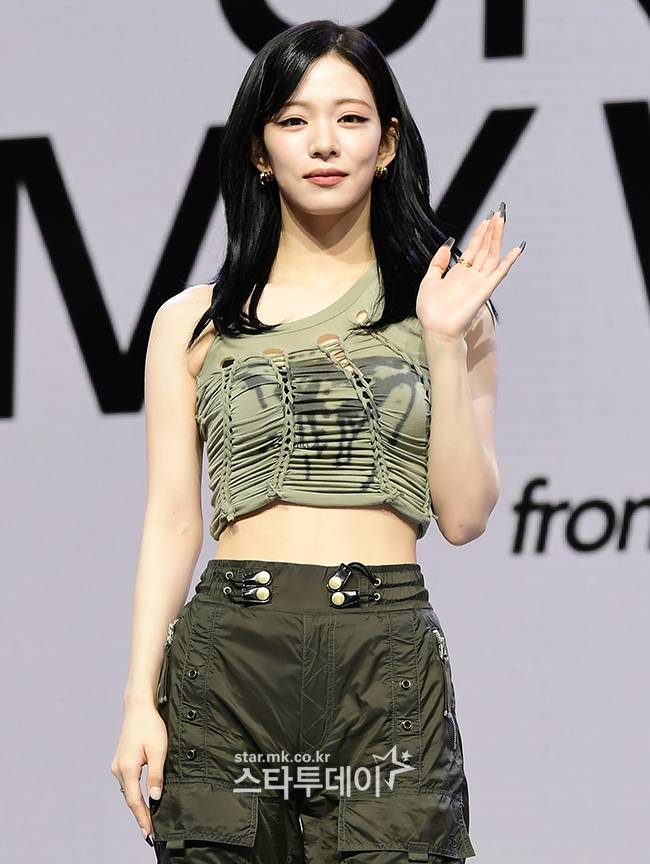 그룹 프로미스나인 이채영.