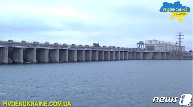 우크라이나 남부 헤르손 주(州)의 노바카호프카 수력발전소 댐의 모습. 2022.11.06/뉴스1 ⓒ 로이터=뉴스1