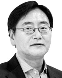 안홍욱 논설위원