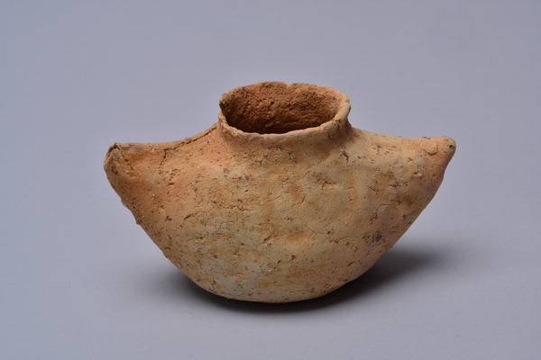 새모양 토기(연질).