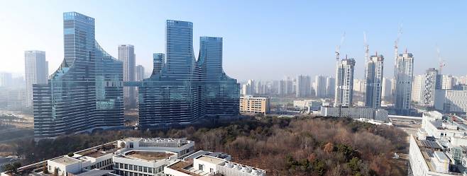 지난해 기준 세종시의 외국인 보유 토지 면적과 금액 증가율이 전국 17개 시·도 가운데 가장 높았던 것으로 집계됐다. 사진은 세종시의 한 아파트 밀집 지역 전경. /사진=뉴시스