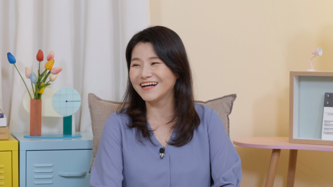 Criminal psychologist Park Ji-sun Professor opens up about marital sagaPark Ji-sun will appear on KBS 2TV  ⁇ Problem Child in House  ⁇  which is broadcasted at 8:30 pm on June 7th.On the show, Park Ji-sun Professor talks about Husband, who has been married for seven years, and a pink marriage full of excitement. Park Ji-sun, who announced that she is eight months pregnant, is congratulated by the cast.Park Ji-sun said, The birth of the child is  ⁇   ⁇   ⁇   ⁇ , but after getting pregnant, I became closer to Husband. I bought everything I wanted to eat.  ⁇  He boasted of Husbands A loved one aspect and envied everyone.Husband called me  ⁇  Beauty  ⁇ , I called Husband  ⁇   ⁇   ⁇   ⁇ ,  ⁇  Husband on my cell phone  ⁇  I saved Husband as  ⁇   ⁇   ⁇   ⁇   ⁇   ⁇   ⁇   ⁇   ⁇  Husband story changed to A loved one mode, and showed a cute and unexpected charm.Park Ji-sun confessed that she had a memorable moment in her life when she was in love with Husband.He said to Husband in a passing speech at the amusement park, The corn looks delicious, but while I was in the bathroom, I was waiting for it. It was winter, and I can not forget the way I was standing with a snack.I still remember everything I said as I passed by.