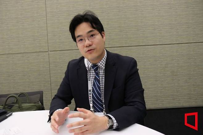 김주영 웰트 미국지사장이 6일(현지시간) 기자들과 만나 이야기하고 있다. [사진=이춘희 기자]