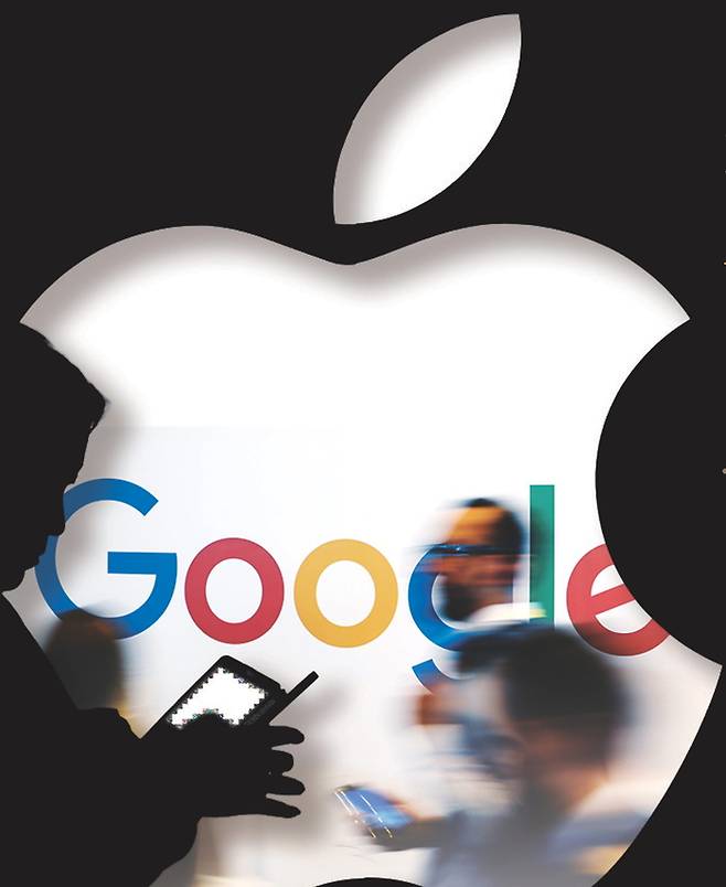 구글 애플 관련 이미지. 코로나19 팬데믹은 원격근무를 성큼 앞당겨 시행하게 했다. 경향신문 자료사진