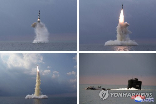 지난 2021년 10월 19일 북한이 신형 잠수함발사탄도미사일(SLBM)을 잠수함에서 시험 발사하는 모습. [북한 조선중앙통신=연합뉴스]