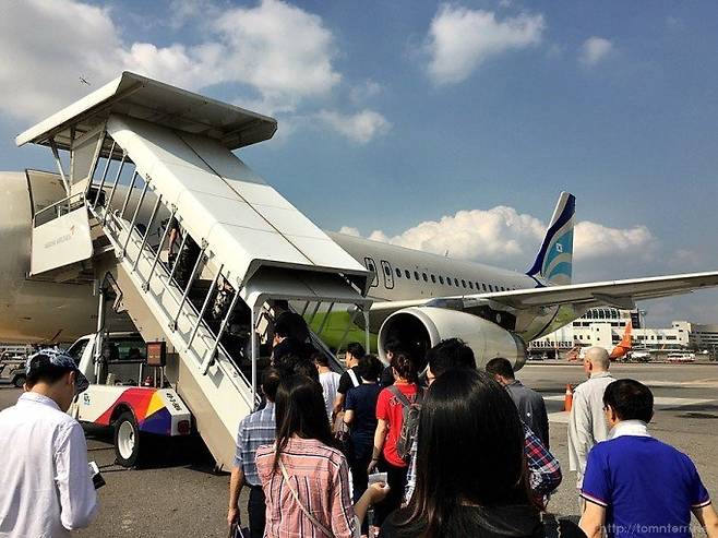 리모트로 가면 비바람을 맞기도 하고 계단도 걸어서 올라야 한다. 블로그 캡처