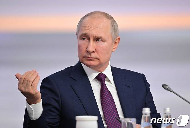블라디미르 푸틴 러시아 대통령이 9일 (현지시간) 소치에서 유라시아 정부간 위원회, CIS 정부 수반 위원회 회의에 참석을 하고 있다. 2023.6.10 ⓒ AFP=뉴스1 ⓒ News1 우동명 기자