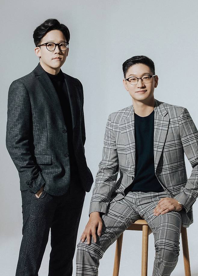 (왼쪽부터) SM 이성수 CAO, 탁영준 COO [SM엔터테인먼트 제공. 재판매 및 DB 금지]