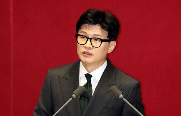 지난 6월12일 국회 본회의에서 한동훈 법무부 장관이 윤관석·이성만 의원 체포동의 요청 이유를 설명하고 있다. 연합뉴스