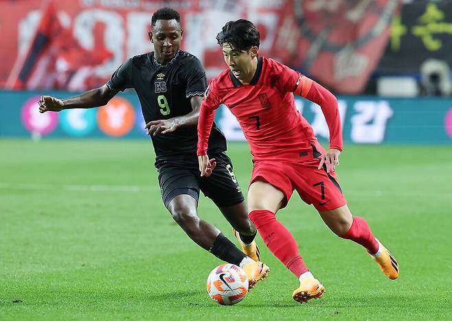 ▲ 드리블하는 손흥민 ⓒ연합뉴스