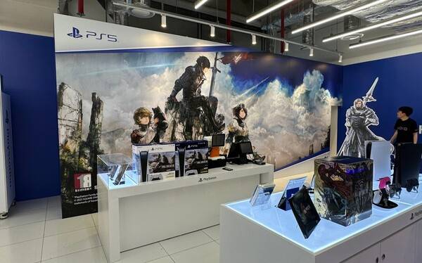 - PS5 번들도 22일부터 구매 가능하다