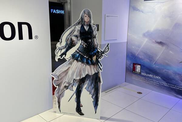 - 질 워릭과 함께 '찰칵'