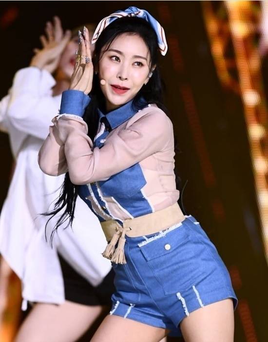 허찬미는 2020년 12월부터 이듬해 3월까지 방영된 TV조선 '내일은 미스트롯2'에 도전해 준결승 라운드까지 진출한 저력을 발휘했다. /방송캡처