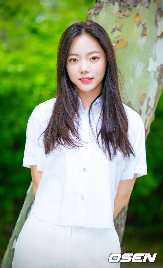 [OSEN=민경훈 기자]배우 우현진이 카메라 앞에서 포즈를 취하고 있다. 2023.06.20 /rumi@osen.co.kr