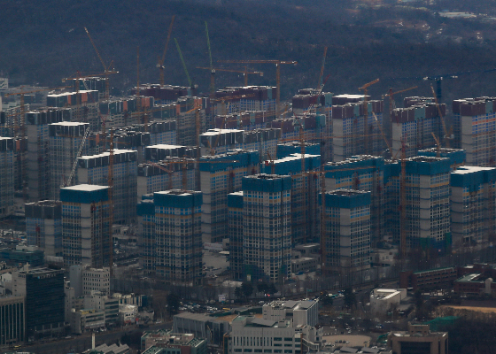 서울 재건축 아파트, 3.3㎡당 평균 '6051만원'에 팔렸다