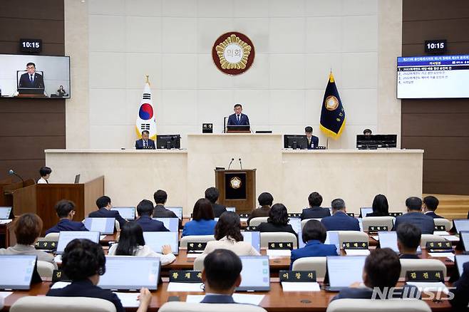 용인특례시의회, 제273회 제1차 정례회가 22일 폐회됐다.