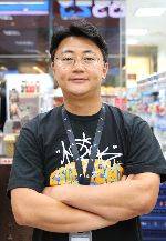 GS25 주류기획팀 한구종 매니저는 2018년부터 직접 매실주를 담급니다.