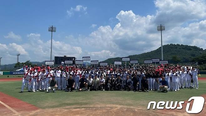 부산교대가 경인교대를 꺾고 티볼대회 우승을 차지했다. (KBO 제공)