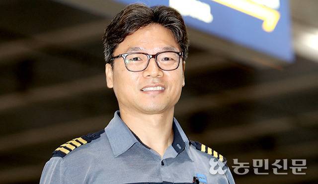 지난 4년 동안 KTX로 약 40만㎞를 달린 조재열 기장.