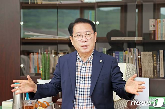 송인헌 괴산군수/뉴스1