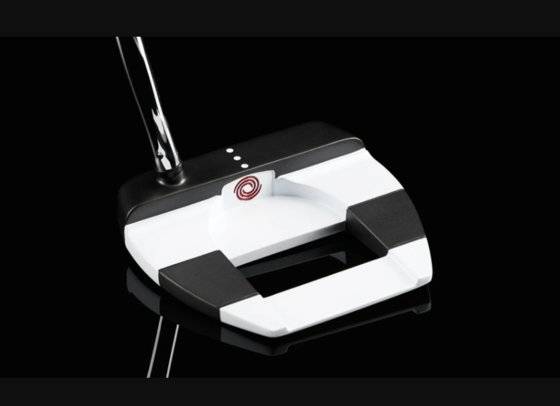 오디세이 제일버드 380 퍼터. 흰색과 검정색이 대비된다. 사진 오디세이.