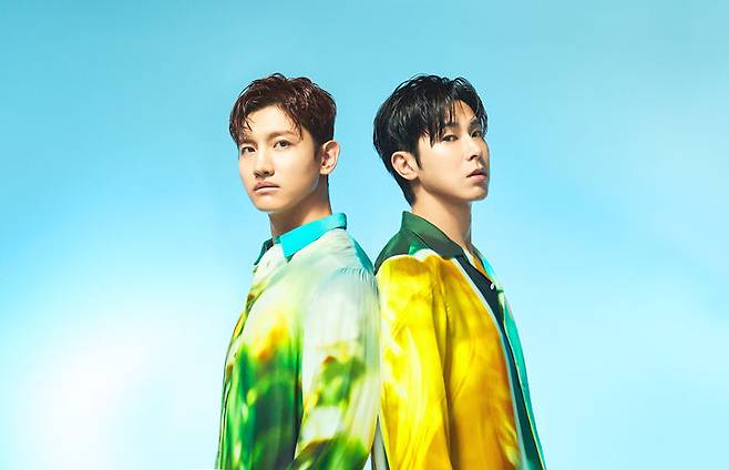 [서울=뉴시스] 동방신기 일본 싱글 '라임 & 레몬' 2023.06.28. (사진= SM엔터테인먼트 제공) photo@newsis.com *재판매 및 DB 금지