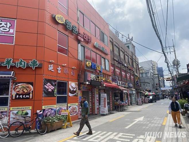 가리봉 시장 주변 중국 상가. 사진=송금종 기자&nbsp;