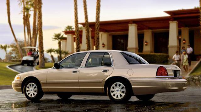 포드 2세대 크라운 빅토리아