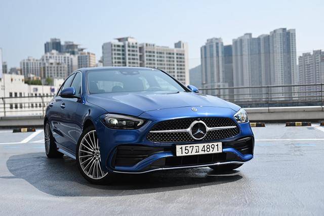 메르세데스-벤츠 C-클래스 AMG 라인