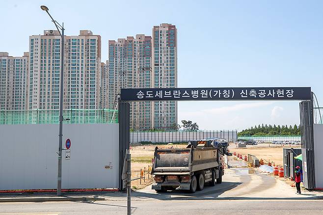 2026년 완공을 목표로 인천 송도에 공사 중인 송도 세브란스병원 건설 현장. ⓒ시사IN 박미소