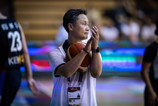 이세범 U-19 농구대표팀 감독은 선수들에게 고맙고 또 미안하다는 말을 남겼다. 사진=FIBA 제공