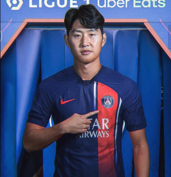 이강인이 PSG 유니폼을 입은 가상의 모습. /사진=파브리시오 로마노 공식 SNS